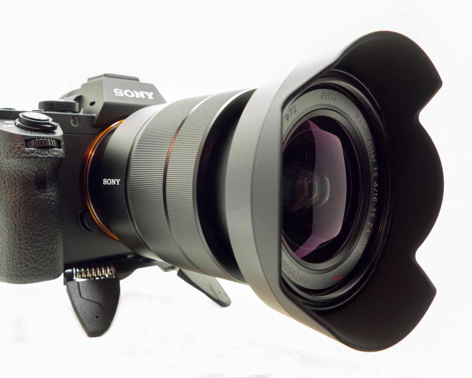 Which Lens Is Best for Camera in 2025? Top Picks for Every Photographer