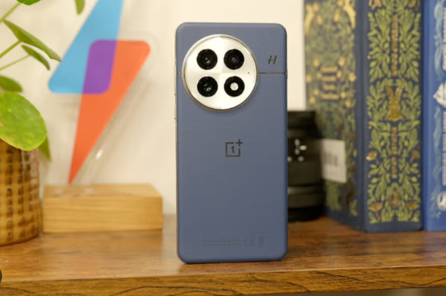 Which Phone Is Best to Buy in 2025?