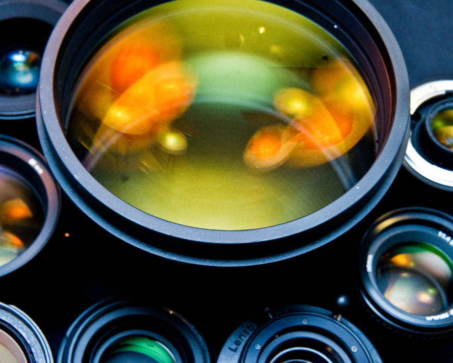 Which Camera Has Best Lens in 2025? A Complete Guide to Top-Quality Imaging