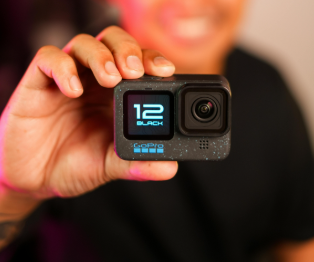 What Is the Best Travel Camera in 2025? Top Picks for Every Traveler