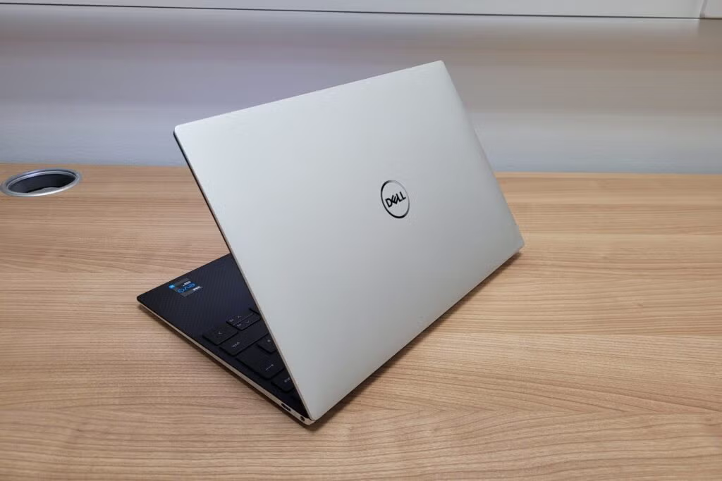 What Are the Features of a Dell Laptop in 2025?